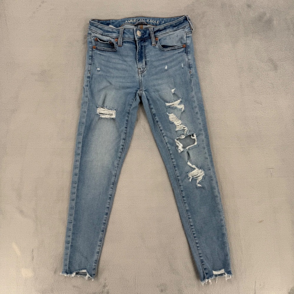 American Eagle Jeans Women Sz 4 Short Next Level Stretch Distressed Skinny Blue